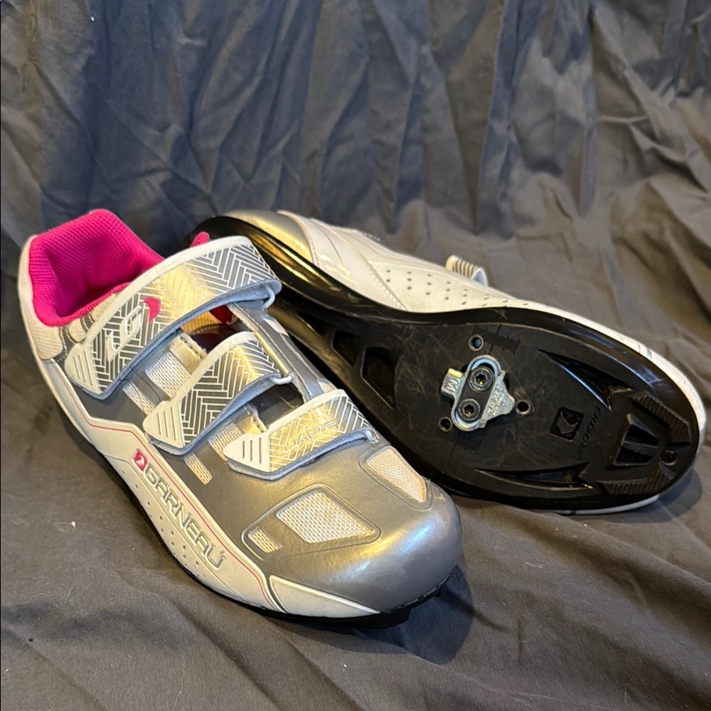 Garneau Women's Cycling Shoes - Silver and Pink Size 10/Eu 41